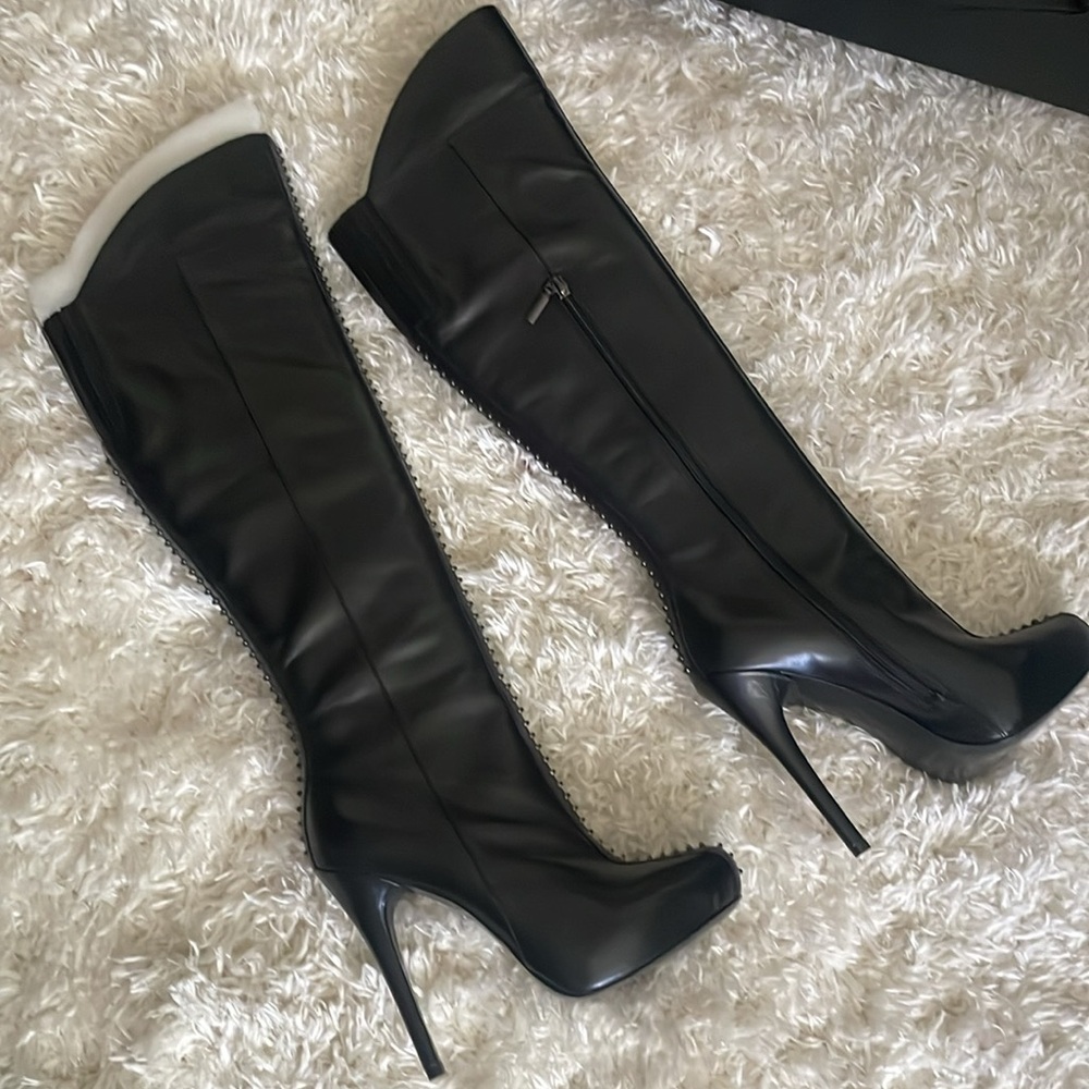 Report Signature Black Boots — NEVER WORN